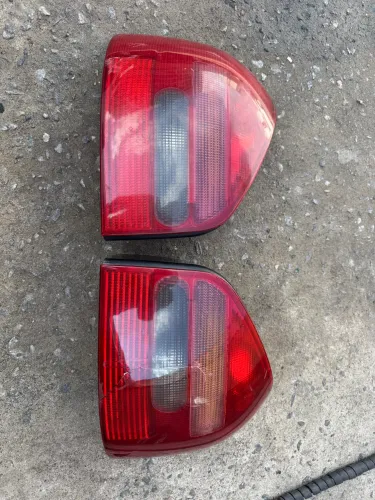 Par Lanternas traseira originais Audi A3 e volante original 