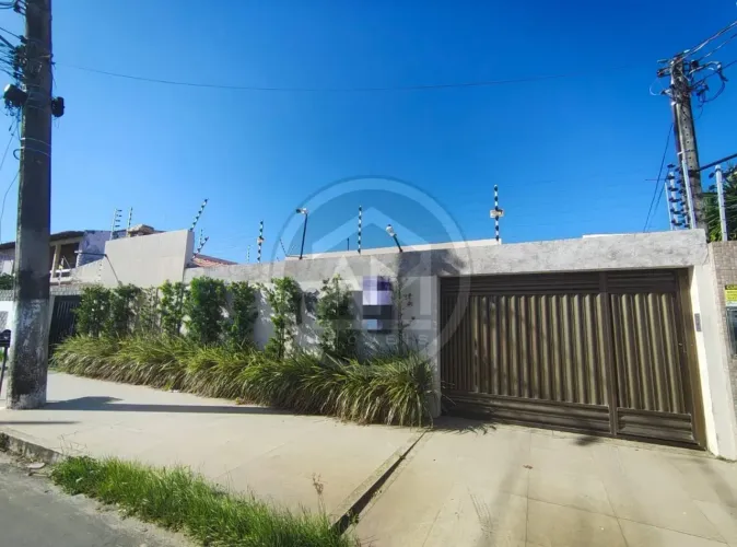 Imóvel para venda tem 330 metros quadrados com 3 quartos em Inácio Barbosa - Aracaju - SE