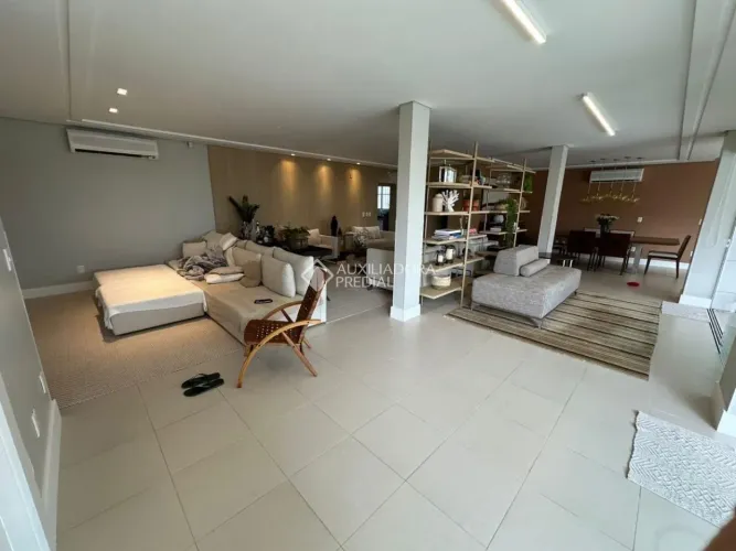 Casa Espetacular 5 suites academia a 20 metros do mar em Cachoeira do Bom Jesus