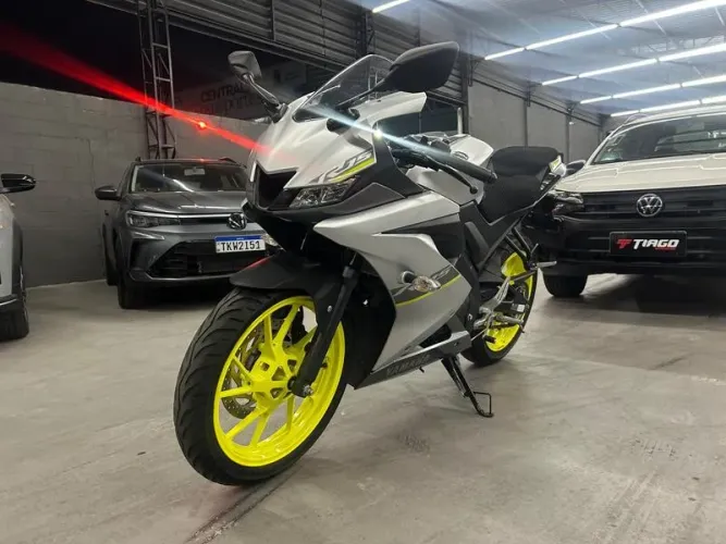 YAMAHA YZF R15 ABS 2024
