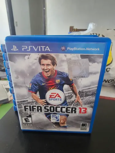 Jogo para Psvita mídia física usado Fifa 13
