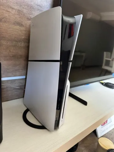 PS5 Slim com Leitor de Disco - Novo, Impecável