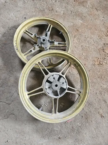 Rodas CB 300 o par