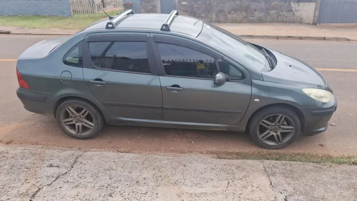 Peugeot 307 Sed. Presence 2.0 Flex 16V 5P Aut. 2010