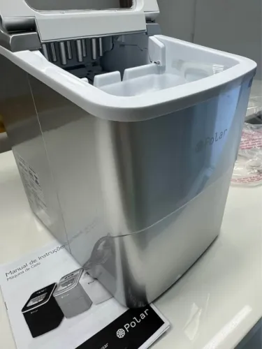 Máquina De Gelo Polar Ice Maker Prata 15kg