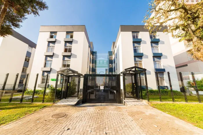 Apartamento para alugar na Rua Vereador Constante Pinto, 344 - Bacacheri, Curitiba - PR -