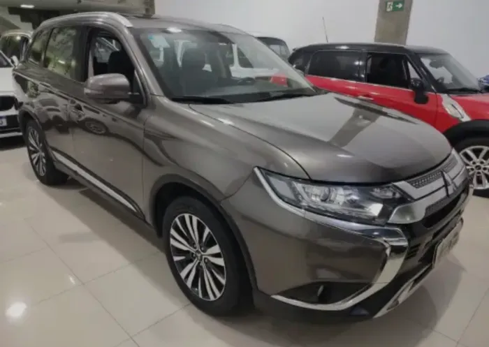 Mitsubishi Outlander HPE 2.0 16V 5P Aut. 2020