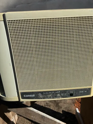 Ar condicionado janela com controle