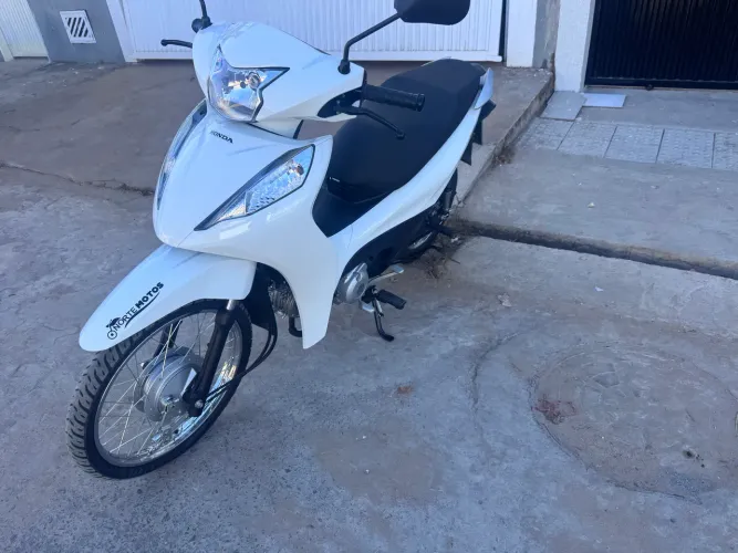 Biz 125 com apenas 12 km rodados