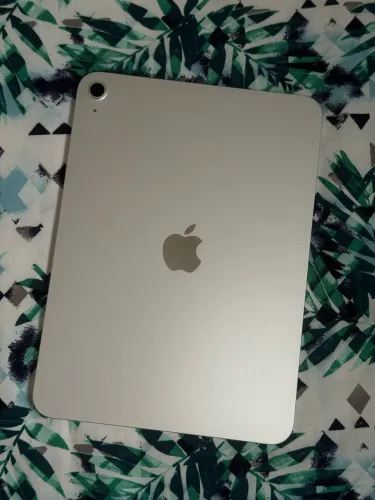 iPad 11