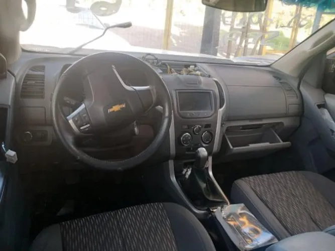 Peças e Acessorios S10 2014 Diesel 2.8 Abs Motor Caixa Lataria Etc