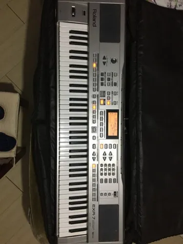 Teclado roland exr7 76 teclas,todo original 