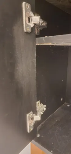 Armário 1 porta e duas prateleiras Liva Tok&Stok Usado