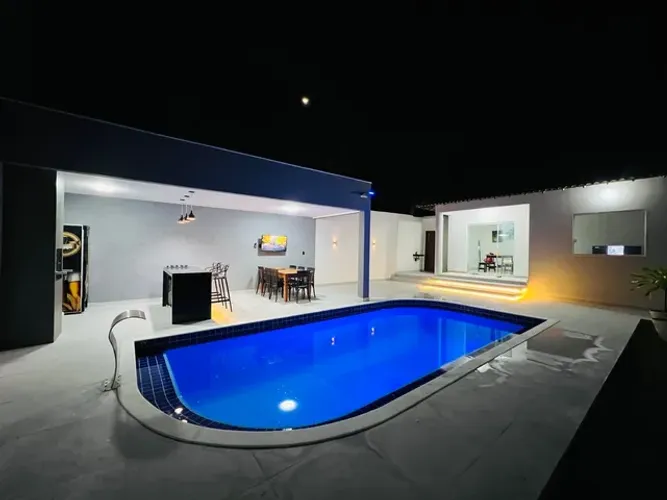 Aluga-se casa com piscina na praia de jaua - linha verde