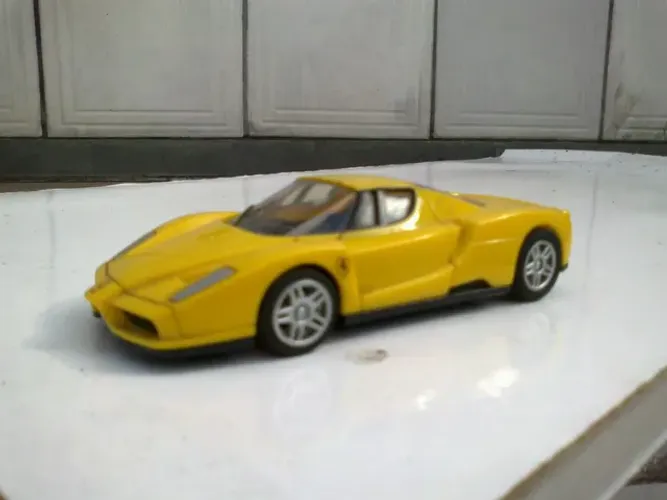 Ferrari Enzo Shell V-Power