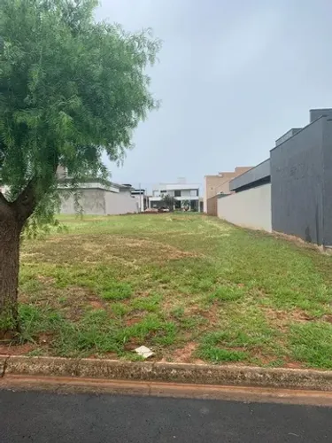 Ótimo terreno plaino no condomínio Jardim Botânico em Bady Bassit - Alto padrão!!