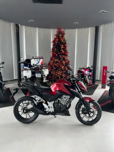 Moto Honda - CB 300F Twister CBS