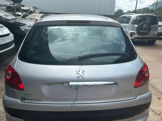 Tampa Porta Malas Peugeot 207 2009/2010-Sem Acessorios