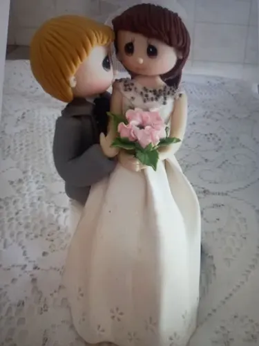 Casal noivos para bolo 18 cm