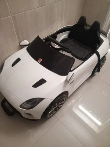 Carro Elétrico Infantil Branco Mercedes - Bandeirante AMG 12V 2 Marchas
