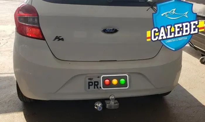 Engate para Ford KA