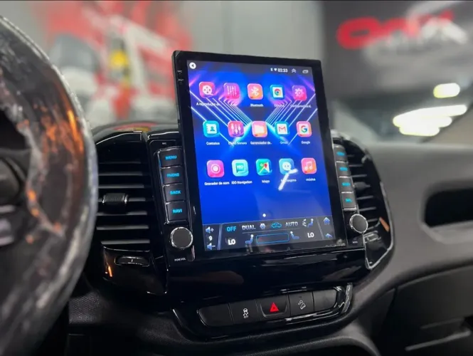 Multimídia tesla Fiat Toro