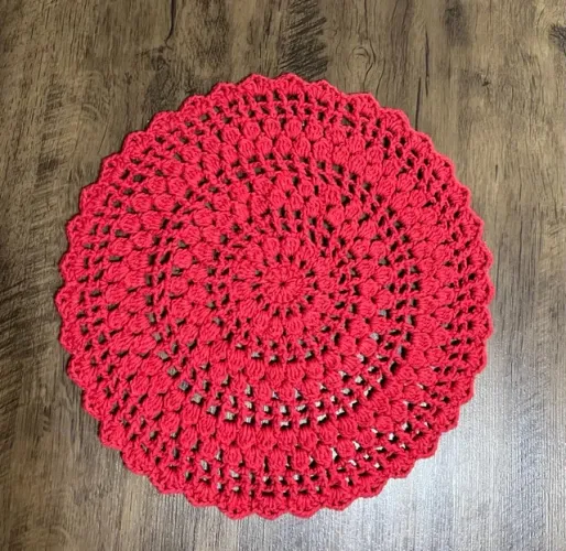 Americano em crochê vermelho