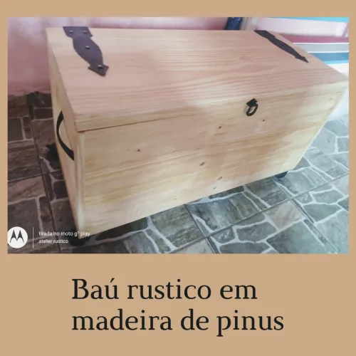 Baú rustico em pinus 