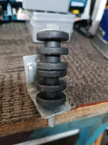 Conjunto isolador Ranhuras quádruplo