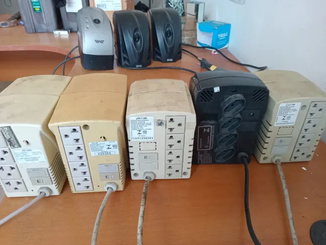 Estabilizadores para PCs- Vendo por unidade