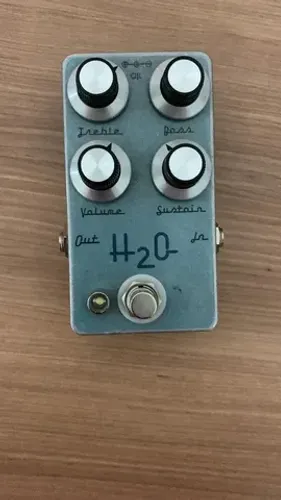Pedal de guitarra Tomtone H2O: overdrive clean