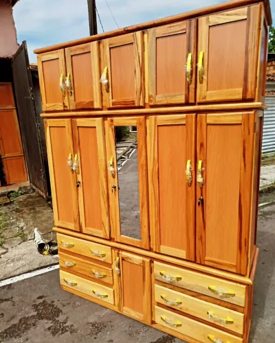 Guarda - roupa de casal - madeira jatobá NOVO!