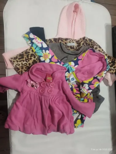 Lote de 56 peças 3 a 9 meses vale muito 