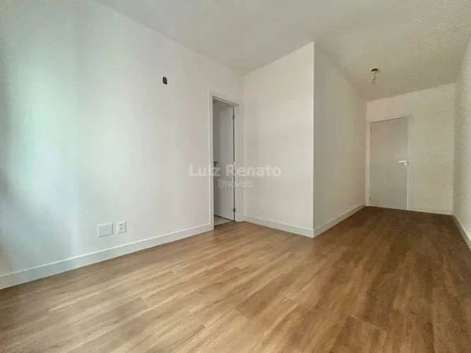 Apartamento á venda no bairro Lourdes