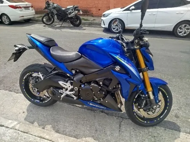 GSX s 1000