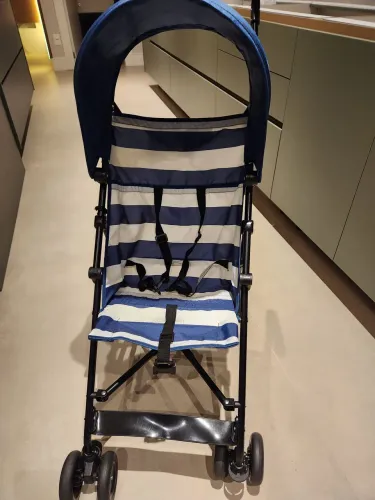 Carrinho Guarda Chuva Multikids