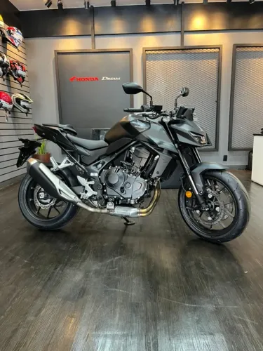 CB 750 HORNET 2026/26 *PRONTA ENTREGA*