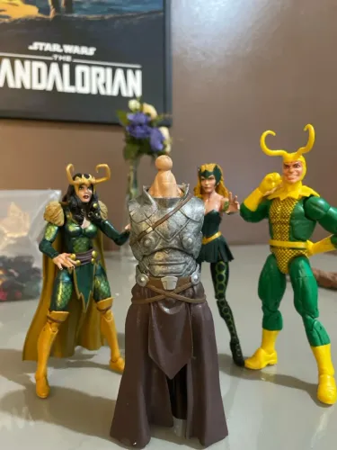 Action Figure BAF odin Marvel legends 