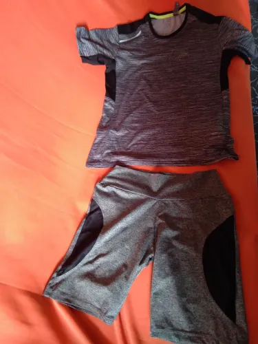 Short e camiseta femininos