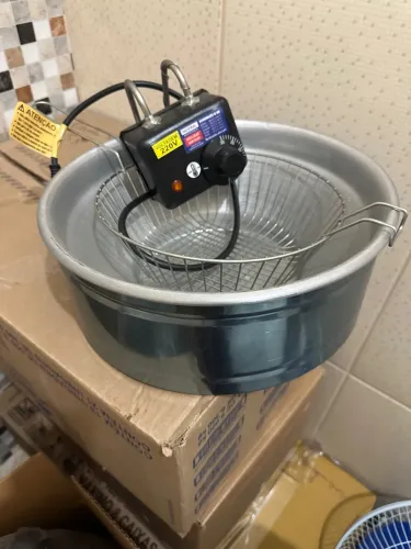 Fritadeira Elétrica Industrial - 220V