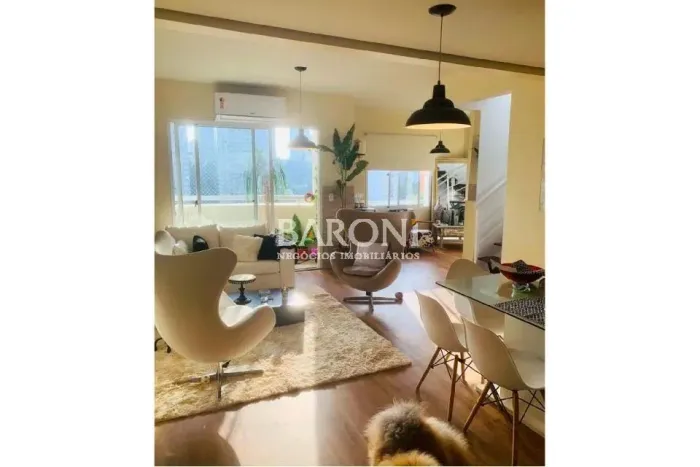 Cobertura à venda no Morumbi, reformada, 160m², 3 dormitórios, sendo 2 suítes, varanda gou