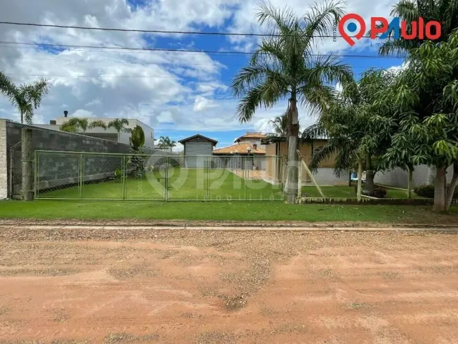 Casa condomínio Ondas Grandes na represa