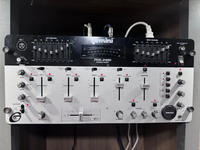 Mixer Mesa de Som Gemini PMX-2400