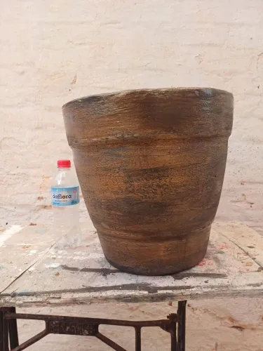 Vaso G*vendo este lindo vaso concreto reforcado novo design moderno nunca usado Apenas$ 40