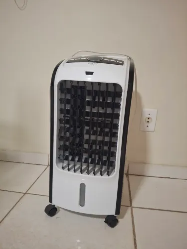 Climatizador Mondial 220v ótimo estado