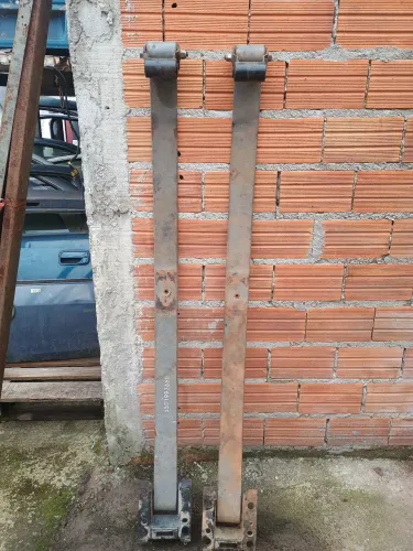 Par de molas traseira Renault master 2013 A 2020