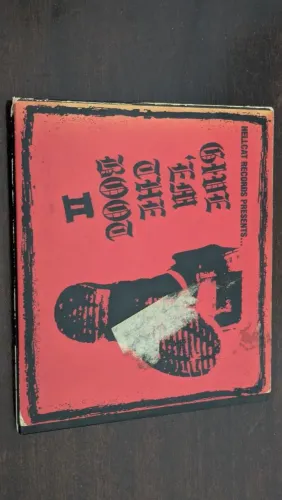 CD Give 'Em The Boot II - Hellcat Records - Importado USA