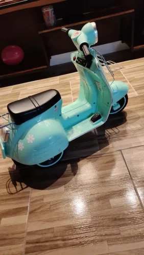 Lambreta elétrica infantil