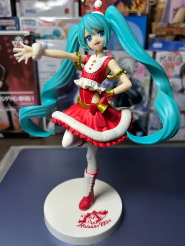 Action figures Hatsune Miku