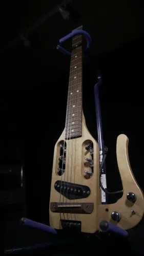 Guitarra Elétrica De Viagem Traveler Usa